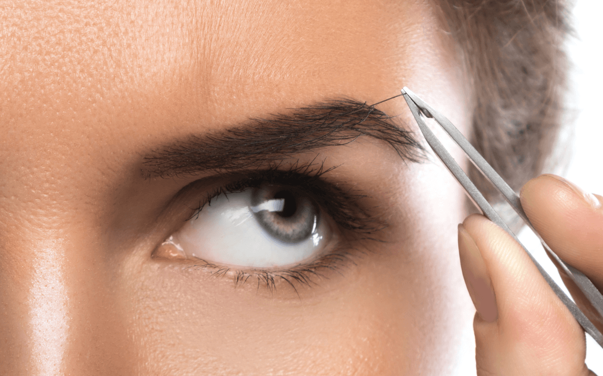 Tweezing eyebrows deals